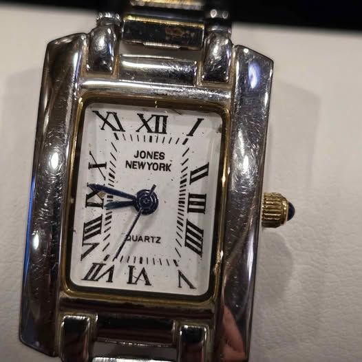 18k Plated Ladies Jones New York Vintage Watch